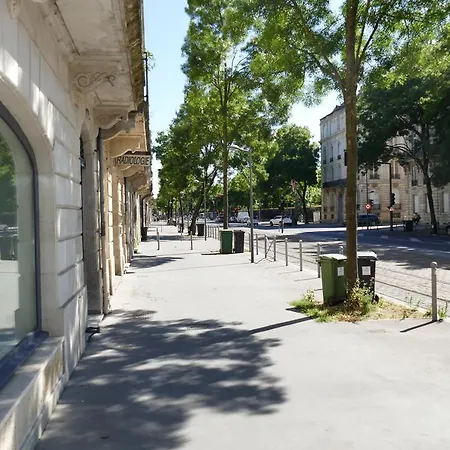 Locations - Jardin Public *
