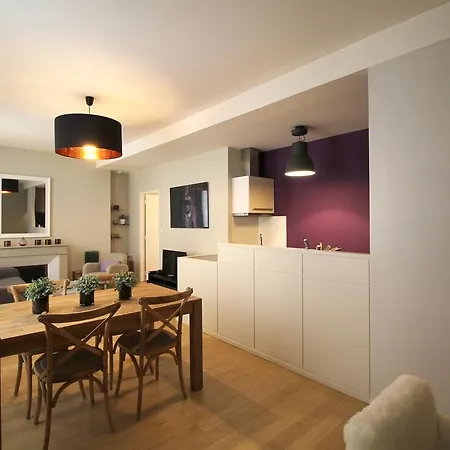 Apartment Locations - Jardin Public